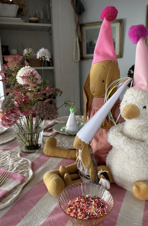 Kids Birthday Party Aesthetic, Jellycat Birthday Party, Kids Party Aesthetic, Birthday Party Aesthetic, Baby Birthday Themes, Party Aesthetic, Birthday Party Theme Decorations, Fairy Parties