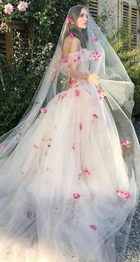 Blush Bridal Dress, Enchanted Wedding Dress Disney, White Wedding Dress With Pink Accents, Vintage Floral Wedding Dress, Pink White Wedding Dress, Barbie Wedding Aesthetic, Fairytale Aesthetic Wedding Dresses, Dreamy Wedding Theme, Coquette Wedding