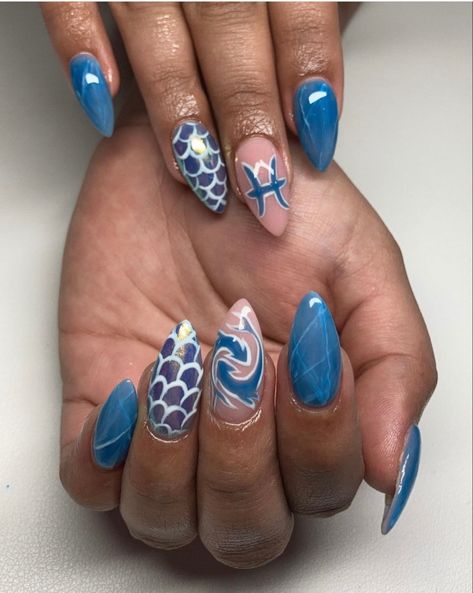 Almond shaped blue ocean Pisces nail art acrylic blue jelly nail polish Pisces Nail Art, Constellation Nail Art, Zodiac Nail Designs, Fish Nails, Pisces Birthday, Anime Nails, Summer Toe Nails, Blue Nail Designs, Almond Shaped