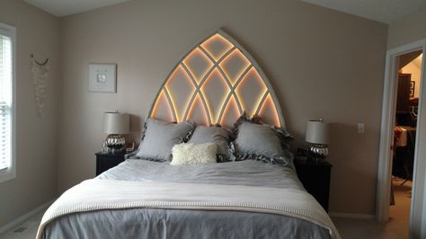 Gothic arch headboard with LED backlighting. Built by Andy Birkey, Bloomington, Illinois. Diy Gothic Headboard, Gothic Headboard, Floating Headboard, Arched Headboard, Dark Home Decor, Black And White Decor, Gothic Decor, Interior Design Bedroom, Room Interior