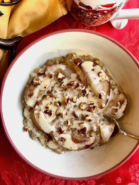 Spiced Molasses Oatmeal with Roasted Pear, Maple Mascarpone, and Pecans Molasses Oatmeal, Quick Rolls, Roasted Pear, Mascarpone Cream, Small Microwave, Iron Rich, Vanilla Custard, Healthy Holidays, Toasted Pecans