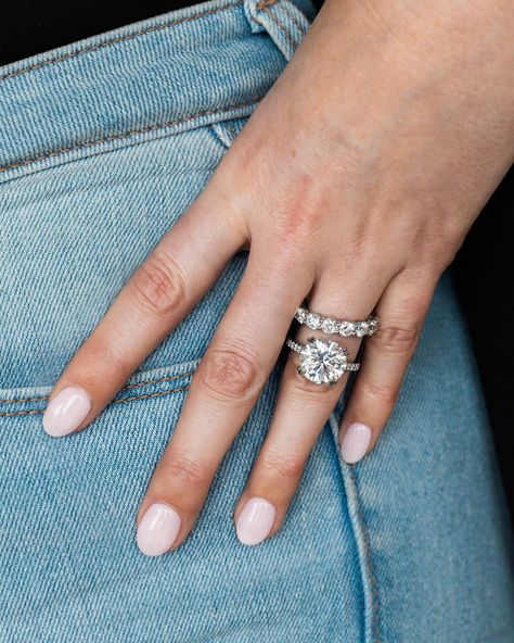 Obviously, the 7+ carat round brilliant cut center of this ring is the showstopper, but why stop there? Little additions can make a big difference to your ring’s setting! Swipe to see close-up angles of this engagement ring’s hidden halo and double-claw prongs 💎😍 #platinumring #rounddiamondring #roundengagementring #hiddenhalo #bigdiamonds #engagementringinspiration Engagement Ring Inspiration, Round Engagement Rings, Round Diamond Ring, Claw Prong, Big Diamond, Hidden Halo, But Why, Platinum Ring, Round Brilliant