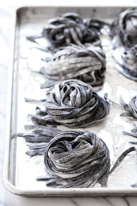 Squid Ink Pasta Recipe, Black Pasta, Ink Pasta, Squid Ink Pasta, Halloween Food Dinner, Halloween Food Appetizers, Pasta Noodle Recipe, Seafood Pasta Recipes, Best Pasta Recipes