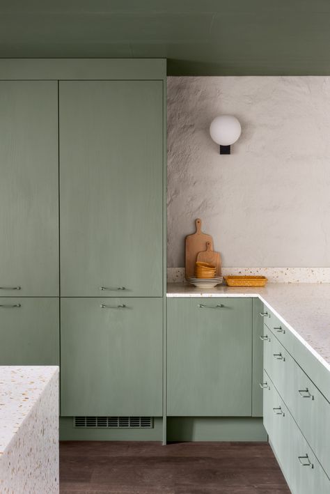 Green Kitchen Interior, Kitchen Color Trends, Herringbone Tile Floors, Green Kitchen Designs, Light Wooden Floor, Sage Green Kitchen, Note Design Studio, Oak Cupboard, Green Apartment