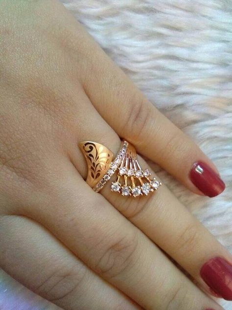 Beautiful Gold plated Finger Ring Designs - K4 Fashion Gold Ring Design For Women, Finger Ring Design, Ring Design For Women, Kurti Blouse, Designs Kurti, Gold Ring Design, Latest Gold Ring Designs, Gold Finger Rings, Modern Gold Jewelry