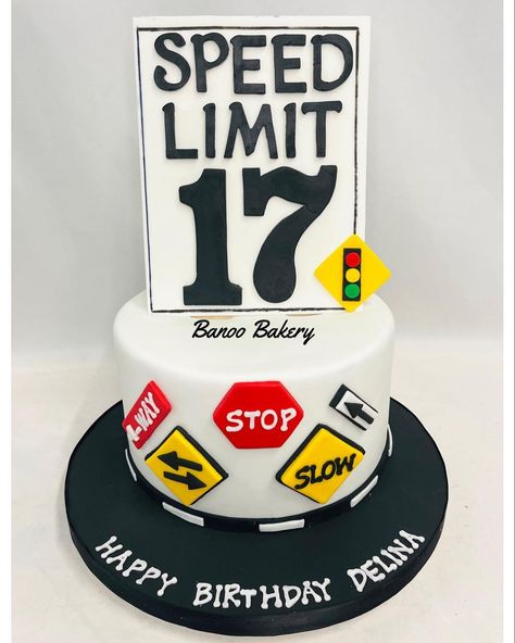 Banoo Bakery on Instagram: “Birthday Cake • • • • #banoobakeryy #customcakes #uniquecakes #fondantcakes #drivingcake #cakesforalloccassions #customfondantcakes…” 17th Birthday Ideas For Boys, 17th Birthday Cake Boy, 16th Birthday Cake Boy, 16th Birthday Cake For Boys, Boys 16th Birthday Cake, Jeep Birthday, Sweet 16 For Boys, Birthday Cake For Boys, Birthday Cale