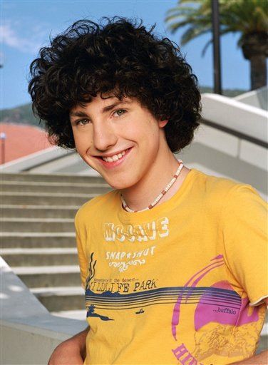 Sean Flynn Amir Chase Matthews Zoey 101, Chase Matthews, Matthew Underwood, Sean Flynn, Zoey 101, Jamie Lynn Spears, Story Stone, Friend Zone, Jamie Lynn