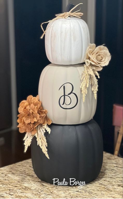 Stackable Pumpkins, Stacking Pumpkins, Pumpkins Ideas, Fall Pumpkin Crafts, Dollar Tree Pumpkins, Fall Decor Diy Crafts, Fall Decor Dollar Tree, Dollar Tree Halloween, Pumpkin Topiary