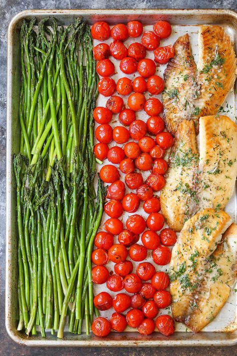 Sheet Pan Garlic Butter Tilapia - 30 min. ONE sheet pan. With roasted asparagus and cherry tomatoes. Asparagus And Cherry Tomatoes, Sheet Pan Suppers, Sheet Pan Dinners Recipes, Tilapia Recipes, Pan Recipes, Roasted Asparagus, Sheet Pan Dinners, Sheet Pan Recipes, Diet Keto