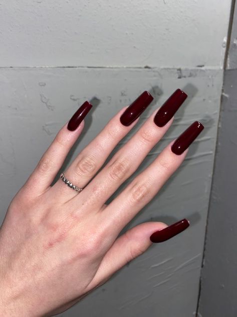 Square Acrylic Nails Long, Burgundy Acrylic Nails, Long Red Nails, Dark Red Nails, Wine Nails, Long Square Nails, Punk Nails, Vintage Nails, Long Square Acrylic Nails