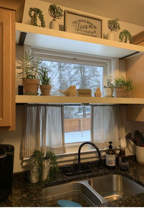 Over The Sink Window Ideas, Kitchen Window Shelves, Electric Colors, Epoxy Countertops, Rustic Country Kitchens, Kitchen Cupboard Designs, Transitional Decor Kitchen, Diy Kitchen Renovation, White Kitchen Decor