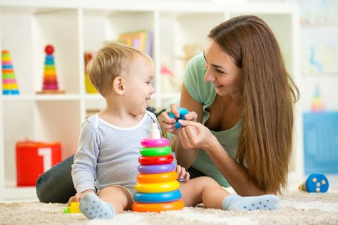 Babysitting: advice and info for a safe and happy experience - Netmums Daycare Worker Aesthetic, Daycare Job, Baby Registry Guide, Whatsapp Info, Babysitting Jobs, Baby Sitting, Video Games For Kids, Newborn Care, Parents As Teachers