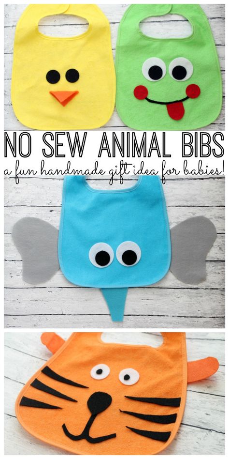 These no sew animal bibs are a great handmade gift idea! Learn how to make them for any baby at this link! No Sew Baby, Baby Crafts To Make, Diy Baby Bibs, Baby Gifts To Make, Holiday Hand Towels, Sew Baby, Easy Baby Blanket, Easy Handmade Gifts, Baby Bibs Patterns