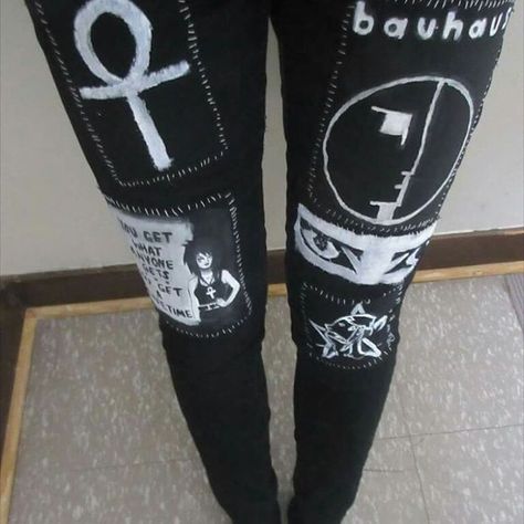 Gothic Diy, Goth Pants, Alternative Subcultures, Goth Stuff, Diy Pants, Patch Pants, Goth Subculture, Band Patches, Diy Jeans