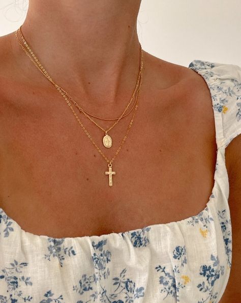 Miraculous Medal Necklace, Catholic Necklace, Catholic Jewelry, Gold Cross Necklace, Miraculous Medal, Gold Cross, Dream Jewelry, Gold Filled Chain, Minimalist Jewelry