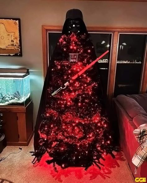 Darth Vader Christmas Tree, Star Wars Christmas Decorations, Star Wars Christmas Tree, Darth Vader Christmas, Nerdy Christmas, Gothic Christmas, Themed Christmas Tree, Christmas Tree Decorating Themes, Real Christmas Tree