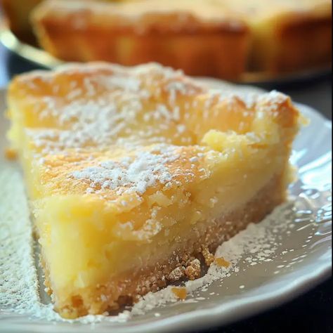 Paula Deen's Ooey Gooey Butter Cake Rolo Bars, Kitchen Italian, Ooey Gooey Butter Cake, Polish Desserts, Gooey Cake, Vegan Dinner Recipes Easy, Paula Deen Recipes, Italian Recipes Dessert, Gooey Butter Cake