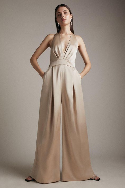 Bridesmaid Outfit Ideas, Bridesmaid Jumpsuit, Bridesmaids Jumpsuits, Party Jumpsuit, Ranch Design, Halter Neck Jumpsuit, Champagne Bridesmaid, Secret Garden Wedding, Winter Evening