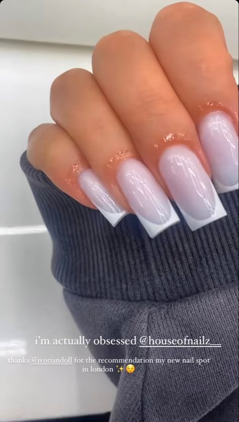 Purple White French Tip Nails, Grey Nails With French Tip, Gray White French Tip Nails, White And Grey French Nails, Grey And White Short Nails, Grey French Nails Tips, Grey Nails White Tips, Grey Tips Nails, Grey And White French Tip Nails