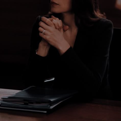 Professor Aesthetic, Law School Life, Toni Stark, Law School Inspiration, Women Lawyer, My Future Job, Career Vision Board, Future Jobs, Classy Aesthetic