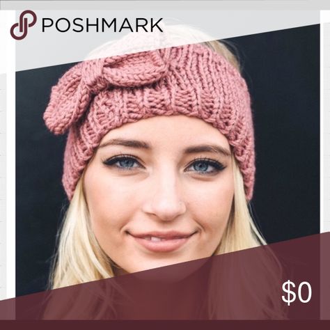 🌸Knit headband with bow🌸 Rose bow knit headband. Brand new! That fall weather is coming! Keep your ears warm and look super cute!☺️ Accessories Blush Accessories, Dark Blush, Trendy Headbands, Rose Dark, Headband Bow, Pink Knit Sweater, Bow Sweater, Knit Headband, Winter Headbands