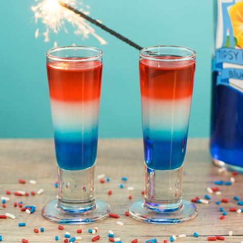 Bomb Pop Shot, Blue Hawaiian Cocktail, Vodka Mixers, Colada Drinks, Jungle Juice Recipe, Pina Colada Drinks, Easy Mixed Drinks, 4th Of July Cocktails, Best Summer Cocktails