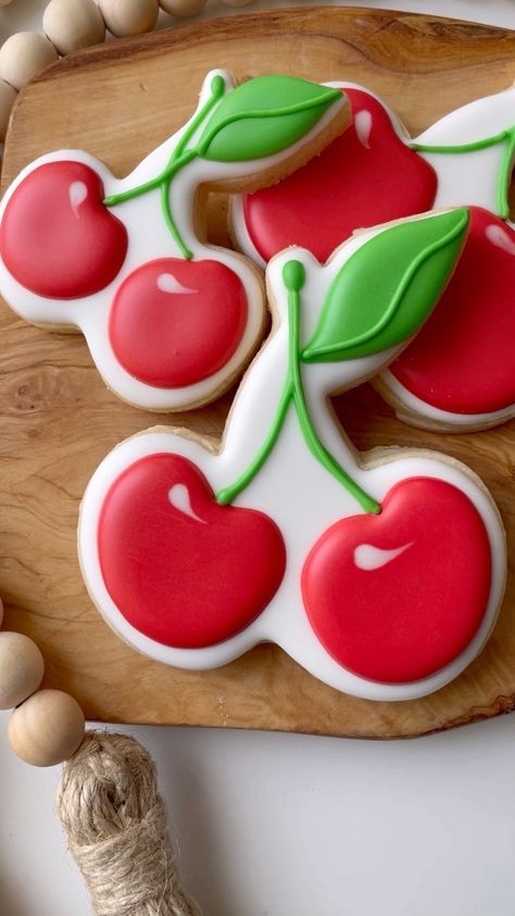 Sweet Baby Shower Ideas, Decorate Cake, Cookie Decorating Supplies, Cookies Theme, Cherry Cookies, Baby Shower Theme Decorations, Cherry Baby, Cake Decorating Ideas, Cakes Recipes