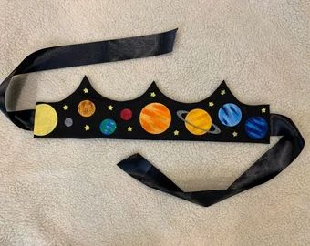 Space Crown, Sun Crown, Candle Crown, Space Hat, Kindergarten Drawing, Eight Planets, Space Themes, Space Costumes, Crown Handmade