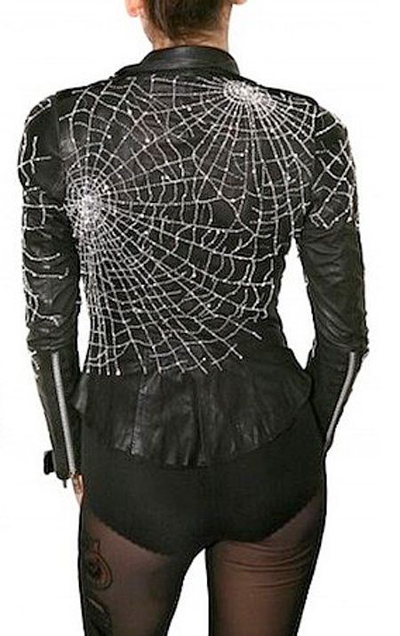 spiderwebs done with crystal beading Spider Inspired Fashion, Spiderweb Jacket, Spider Fashion, Halloween Jacket, Beaded Spiders, Painted Jacket, Gothic Clothes, Spider Webs, Pg Slot