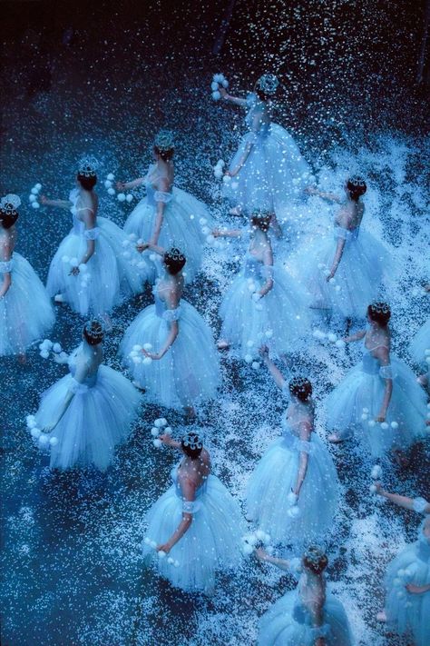 Nutcracker Ballet Aesthetic, Ballet Moodboard, Nutcracker Aesthetic, Ballet Wallpaper, Forever Winter, Ballet Aesthetic, New York City Ballet, Ballet Beauty, Ballet Art