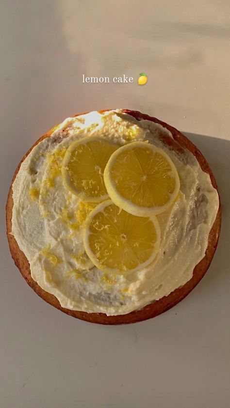 Lemon Cake Aesthetic, Moist Lemon Cake Recipe, Green Era, Moist Lemon Cake, Homemade Cookbook, Lemon Bread, Summer Baking, Lemon Cake Recipe, Cake Aesthetic