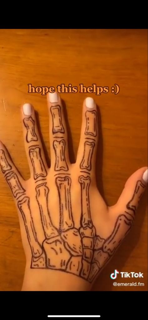 hand skeleton! Skeleton Hand Tutorial, Skeleton Hand Drawing Tutorial, Bone Hand Tattoo, Skeleton Hands Drawing, Hand Tutorial, Tattoo Tutorial, Small Wave Tattoo, Hands Tutorial, Tato Henna