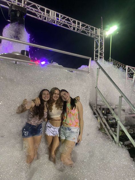 Foam Party Ideas, Friend Groups, Summer Energy, Foam Party, Summer Friends, Neon Party, Summer Adventures, Forever Young, Bday Party