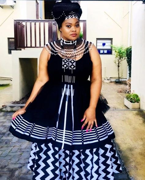 Xhosa Makoti Outfits, Xhosa Traditional Dresses, Xhosa Wedding, Xhosa Traditional Attire, Xhosa Attire, South African Traditional Dresses, African Traditional Wear, African Attire Dresses, Shweshwe Dresses