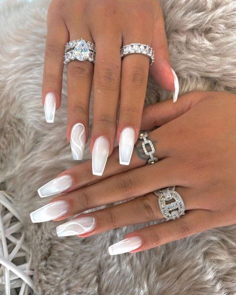 18th Nails Design, White Acrylic Nails, Acrylic Nails Coffin Pink, Acrylic Nails Coffin Short, Pink Acrylic Nails, Baby Boomer, Short Acrylic Nails, Nail Arts, Best Acrylic Nails