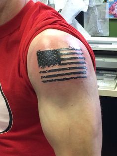 The 80 Best American Flag Tattoos for Men | Improb American Flag Sleeve Tattoo, Flag Tattoos, Patriotic Tattoos, Usa Tattoo, Army Tattoos, Polynesian Tattoos, Irish Tattoos, Tattoos Mandala, Military Tattoos