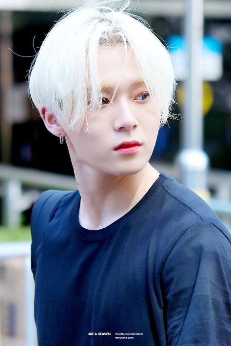 E'dawn Pentagon, Mens Inspiration, Ghost Tattoo, Happy Birthday Love, E Dawn, Body Poses, Birthday Love, Pale Skin, Anime Poses Reference