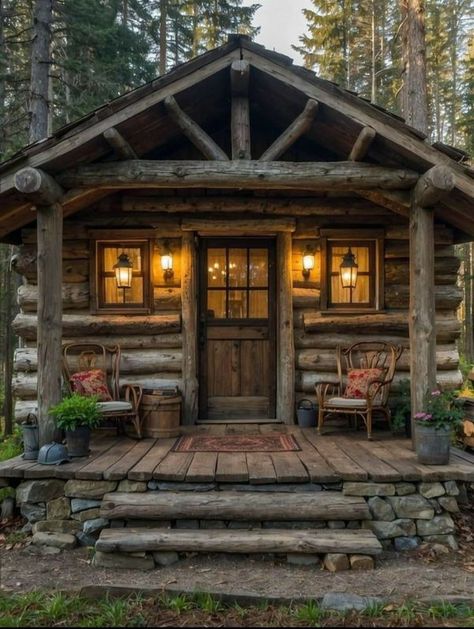 Small Log Cabin Interior Rustic Tiny Homes, Log Houses Exterior, Cabin On Hillside, Small Cabin Exterior Ideas, Small Cabin Exterior, Log Cabin Door, Rustic Tiny House Cabin, Log Cabins Exterior, Rustic Cabin In The Woods