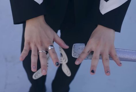 240805 jimin painted nails Jimin Nails, Minimal Nails Art, Painted Nails, Minimal Nails, Solo Album, Slow Dance, Sofia Carson, Bts Book, Nails Art