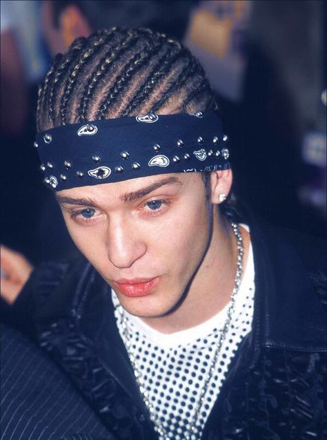 Justin Timberlake I Cornrow Bro. Look better than white women trying to be like black women and appropriate our culture #whitemendoitbetter #whitemendoitbetterthanwhitewomen #whitemendoitbetterthanblackmen 2000s Aesthetic Men, Early 2000s Hair, Early 2000s Hairstyles, Flow 2000, Cornrows Men, 2000s Hair, Best Braid Styles, 2000s Hairstyles, 2000s Men