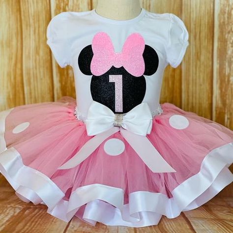 Little Ladybug Tutus (@littleladybugtutus) • Instagram photos and videos Tik Tok Party, Minnie Mouse Tutu Outfit, Ladybug Tutu, Tiktok Birthday, Minnie Mouse Birthday Outfit, Minnie Mouse Tutu, Decoration Theme, 1st Birthday Tutu, Handmade Tutu