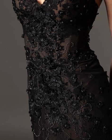 Elegance in every detail. #dressesdioma #blackdress #designer #elegance #onlinedressshop #specialoccasionwear #blackweddingdress #couturedetails #blackgowns #weddings #AlternativeBride #GothicBride #NonTraditionalBride #UniqueWeddingDress #WeddingInspiration #BridalStyle #EdgyBride #UnconventionalBride #DarkElegance Formal Dress For Women, Nontraditional Bride, Black Gowns, Black Formal Gown, Black Lace Gown, Gothic Bride, Black Formal Dress, Alternative Bride, Black Dress Formal