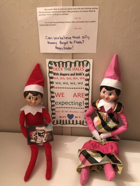 Elf on the shelf expecting a baby Elf On The Shelf Babies Ideas, Elf On The Shelf Gender Reveal, Elf On The Shelf Pregnancy Announcement, Pregnant Elf On The Shelf, Pregnant Elf, Elf On The Shelf Baby, Elf 2024, Elf Stuff, Baby Christmas Photography