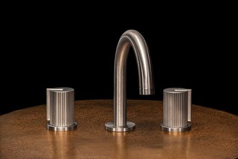 8" Widespread Lavatory Faucet - Pinstripe Handle - 3902MP - California Faucets Contemporary Style Bathroom, Luxury Bathroom Design, California Faucets, Kitchen Faucets Pull Down, Water Dispensers, Style Bathroom, Bathroom Design Luxury, Shower Kits, Tub Filler