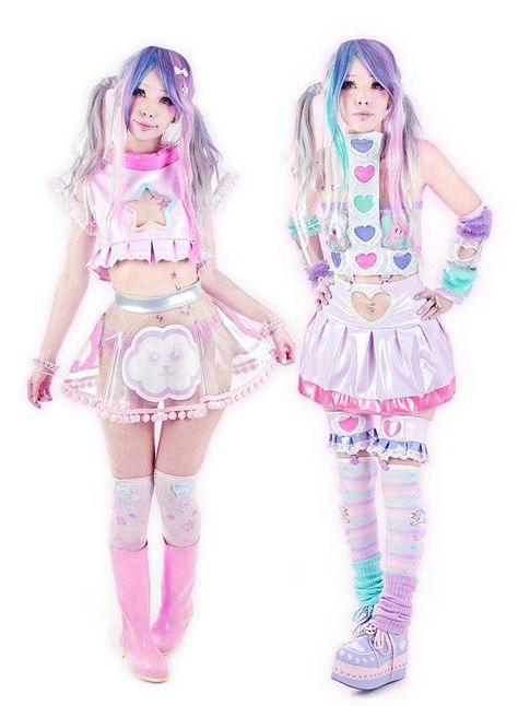 Decora Kei Outfits, Decora Kei Fashion, Uchuu Kei, Kei Visual, Kei Fashion, Yume Kawaii, Outfit References, Space Girl, Kawaii Fashion Outfits