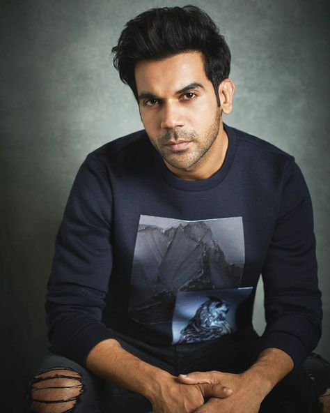 Indian Celebrity Portraits, Rajkumar Rao, Portraits Male, Best Hd Background, Rajkummar Rao, Celebrity Portraits Drawing, Indian Celebrity, Glamour World, Mr Perfect