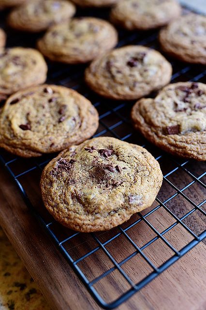 Chocolate Chunk Cookies! Absolutely to die for. Ree Drummond Recipes, Brown Butter Cookies, White Lilly, Chocolate Chip Cookie Cake, Coffee Granules, Toll House, Browned Butter, Chocolate Chunk, Ree Drummond