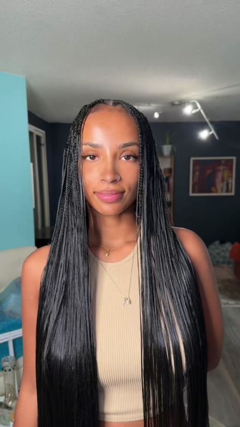 Details below for this Knotless Bussdown! Hair used was regular braidi... | pick and drop braids | TikTok Drop Braids, Pick And Drop Braids, Twisted Hair, Goddess Braids Hairstyles, Box Braids Hairstyles For Black Women, Braids Hairstyles Pictures, Cute Box Braids Hairstyles, Protective Hairstyles Braids, Hair Twist Styles