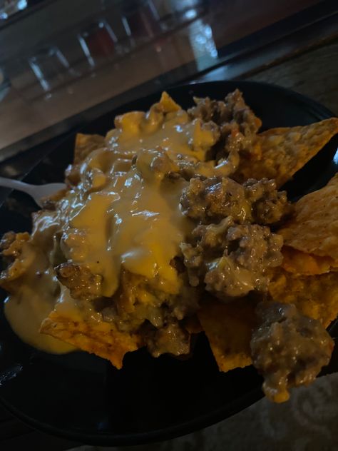 Nachos With Doritos Chips, Doritos Nachos Ground Beef, Dorito Nachos Ground Beef, Dorito Nachos, Nachos Ground Beef, Nachos With Ground Beef, Nachos And Cheese, Nachos With Cheese, Ground Beef Nachos