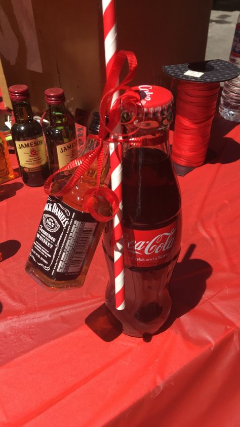 Jack and Coke favors! Perfect for guys party. Everyone loved them! Jack Daniel Party Theme, Rum And Coke Party Favors, Fireball And Coke, Jack And Coke Recipe, Jack Daniels Party, Diy Whiskey, Coke Recipes, Christmas Party Drinks, 50s Theme Parties